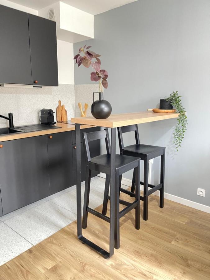 Cosy Proche Paris Apartment